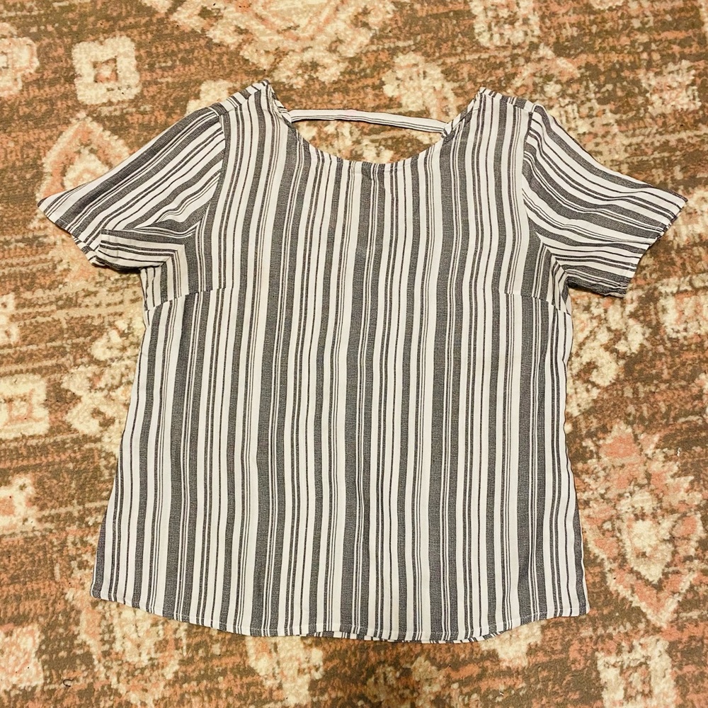 Dynamite Dressy T-shirt